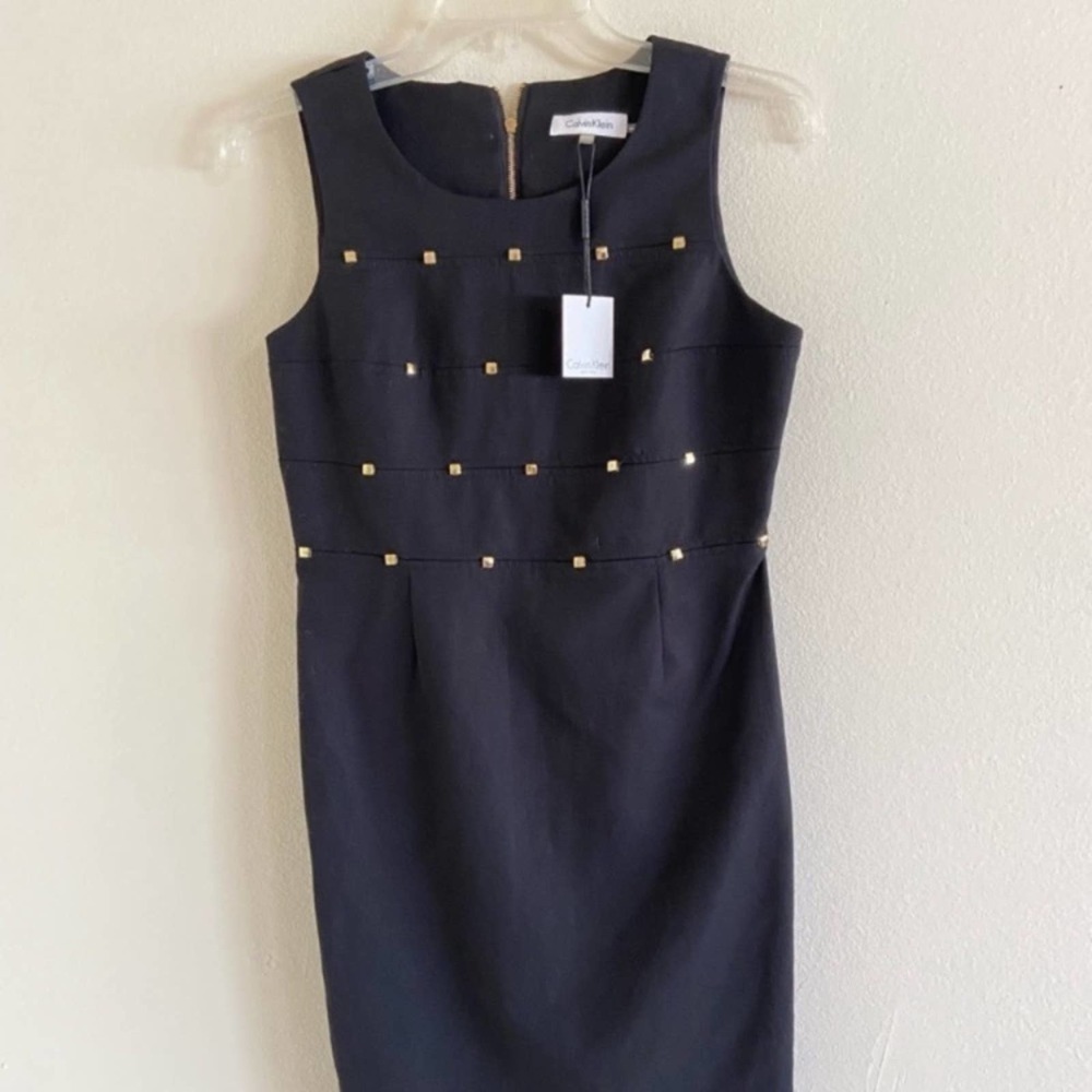 Calvin Klein Back Zipper Front Embellished Little Black Dress

Size: 4P - Picture 2 of 6